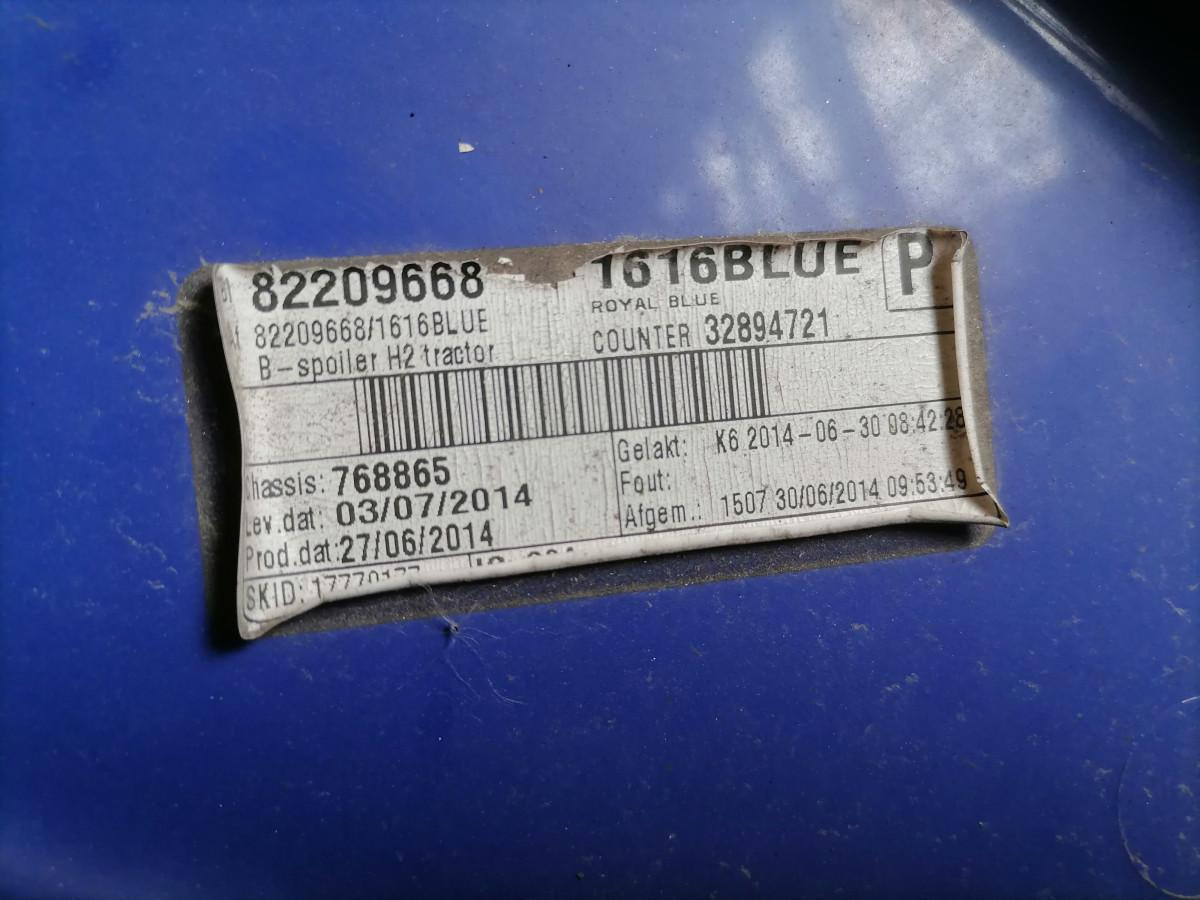 Volvo Kabiini tuulesuunaja, ülemine vasak 82209668 - Aerodinâmica/ Aerofólio por Camião: foto 5 Volvo Kabiini tuulesuunaja, ülemine vasak 82209668 - Aerodinâmica/ Aerofólio por Camião: foto 5