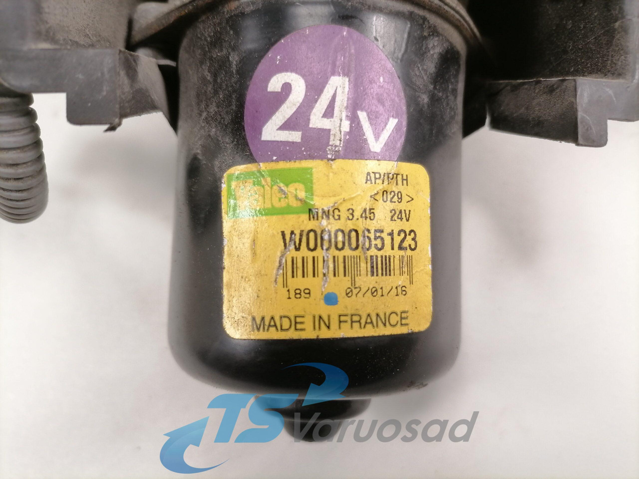 Volvo Kojamehe mootor W000065123 - Limpador de pára-brisa por Camião: foto 4 Volvo Kojamehe mootor W000065123 - Limpador de pára-brisa por Camião: foto 4
