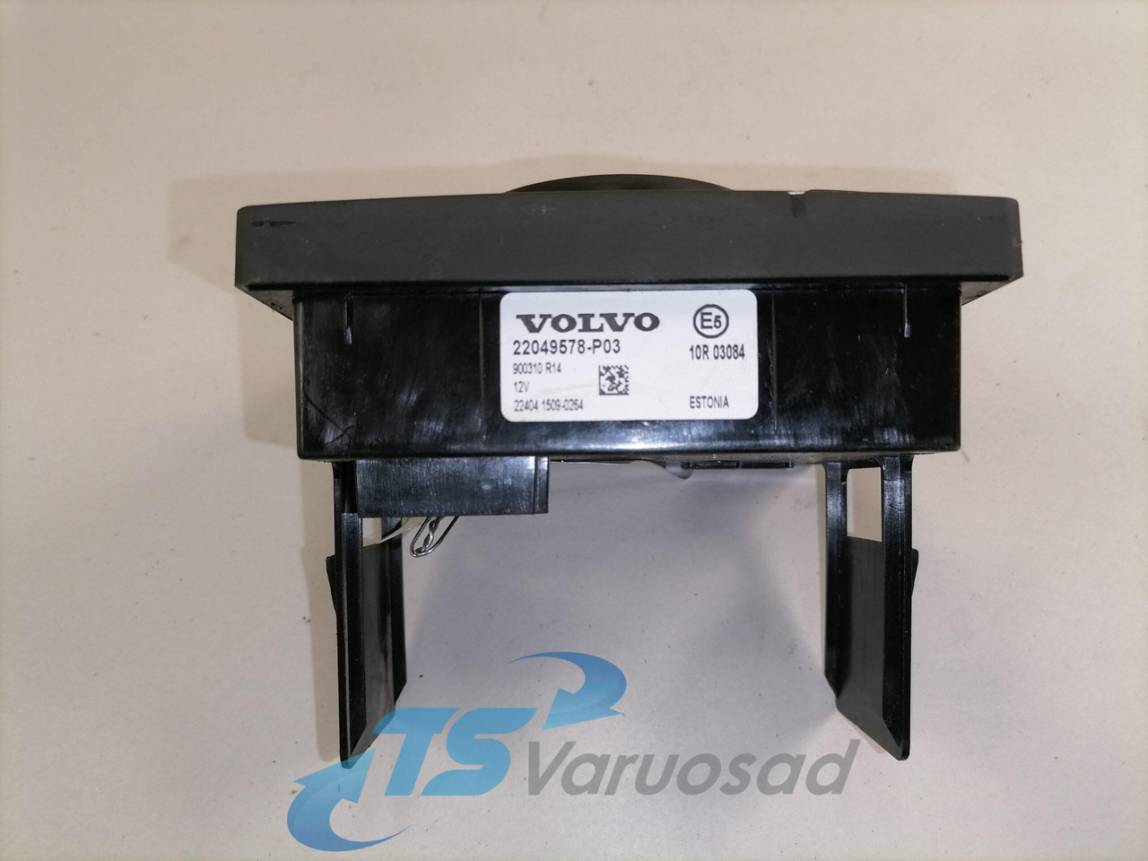 Volvo Lüliti, salongi valgustus 22049578 - Cabine por Camião: foto 4 Volvo Lüliti, salongi valgustus 22049578 - Cabine por Camião: foto 4