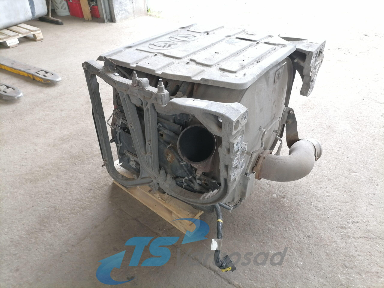Volvo Muffler 21364822 - Silenciador por Camião: foto 5 Volvo Muffler 21364822 - Silenciador por Camião: foto 5