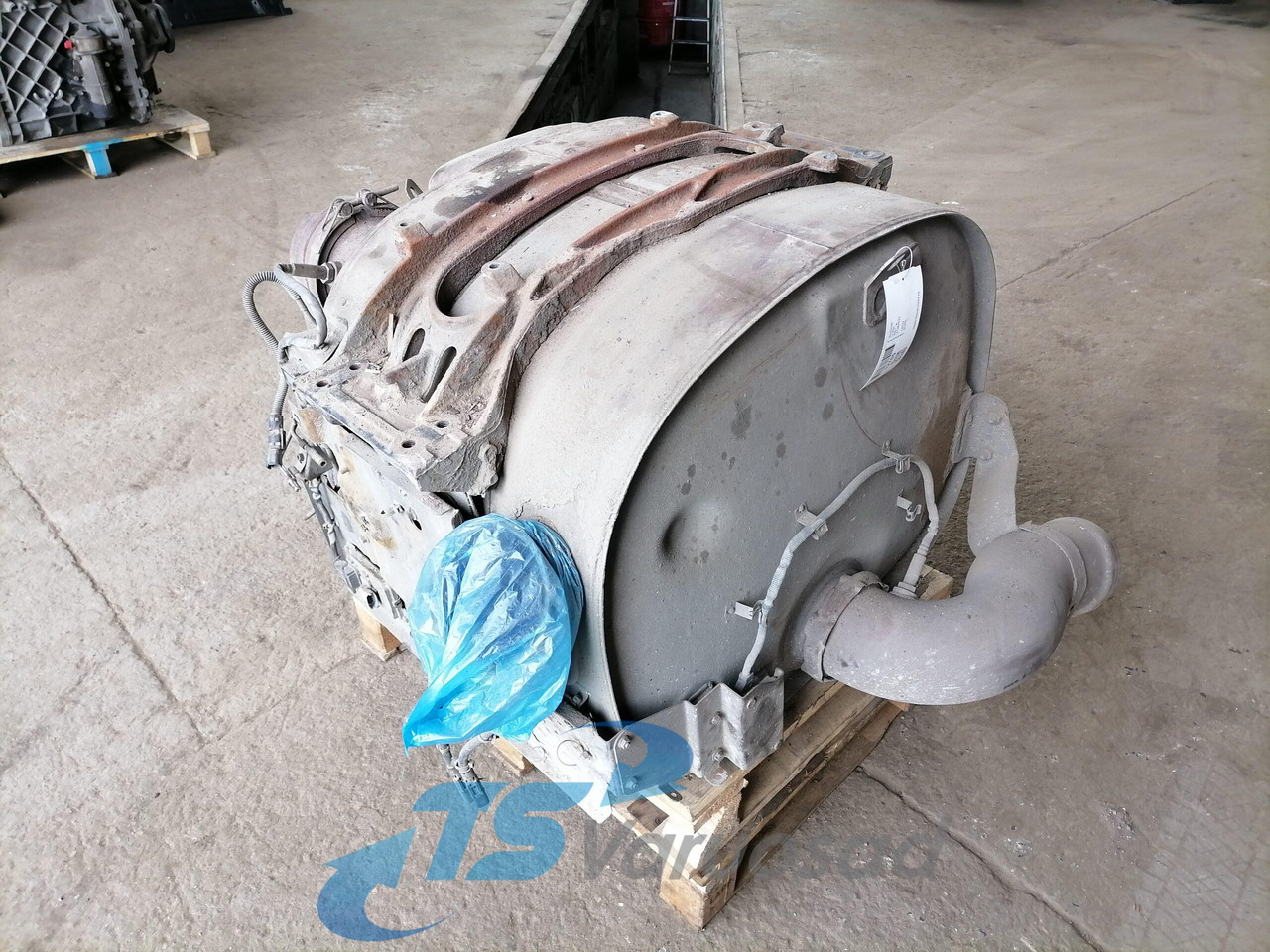 Silenciador por Camião Volvo Muffler 21364822: foto 7