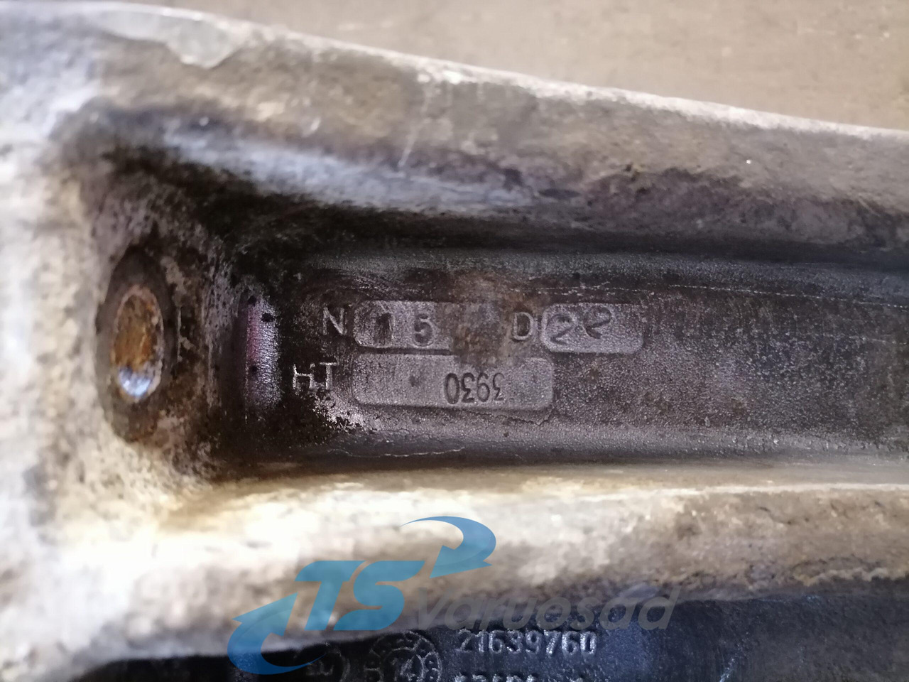 Volvo Muffler carrier 21639760 - Silenciador por Camião: foto 5 Volvo Muffler carrier 21639760 - Silenciador por Camião: foto 5