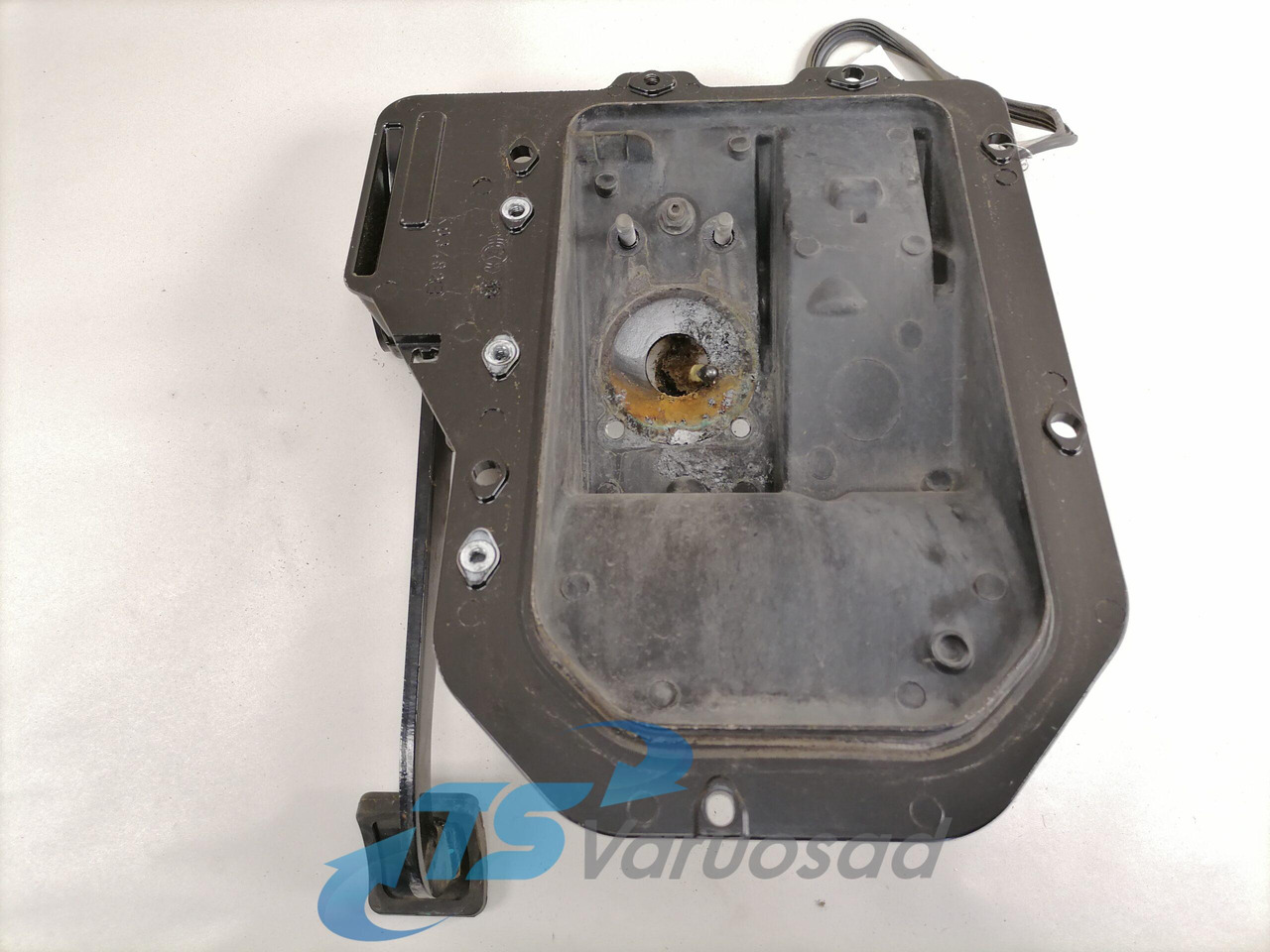 Volvo Pedaalide kandur 82424669 - Sistema de combustível por Camião: foto 3 Volvo Pedaalide kandur 82424669 - Sistema de combustível por Camião: foto 3