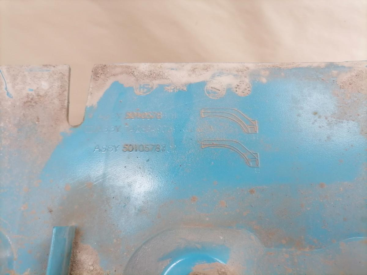 Volvo Poritiib 20744037 - Peça universal por Camião: foto 3 Volvo Poritiib 20744037 - Peça universal por Camião: foto 3