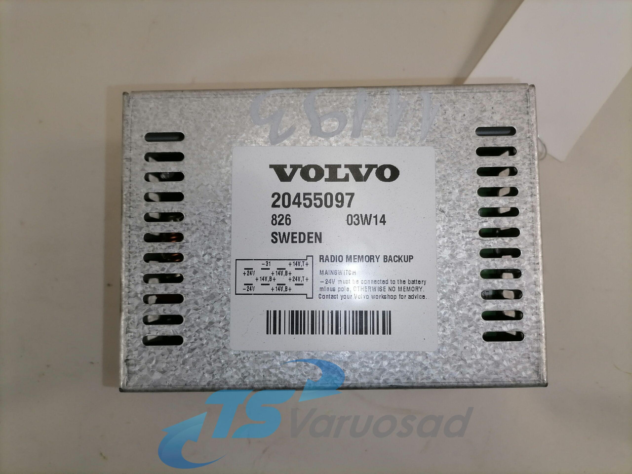 Volvo Radio Memory Backup 20455097 - Centralina electrónica por Camião: foto 2 Volvo Radio Memory Backup 20455097 - Centralina electrónica por Camião: foto 2