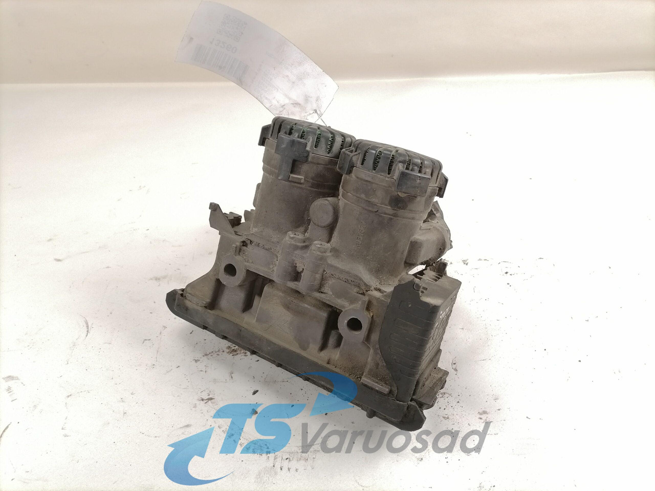 Volvo Rear axel brake pressure control valve 22225552 - Válvula de freio por Camião: foto 2 Volvo Rear axel brake pressure control valve 22225552 - Válvula de freio por Camião: foto 2