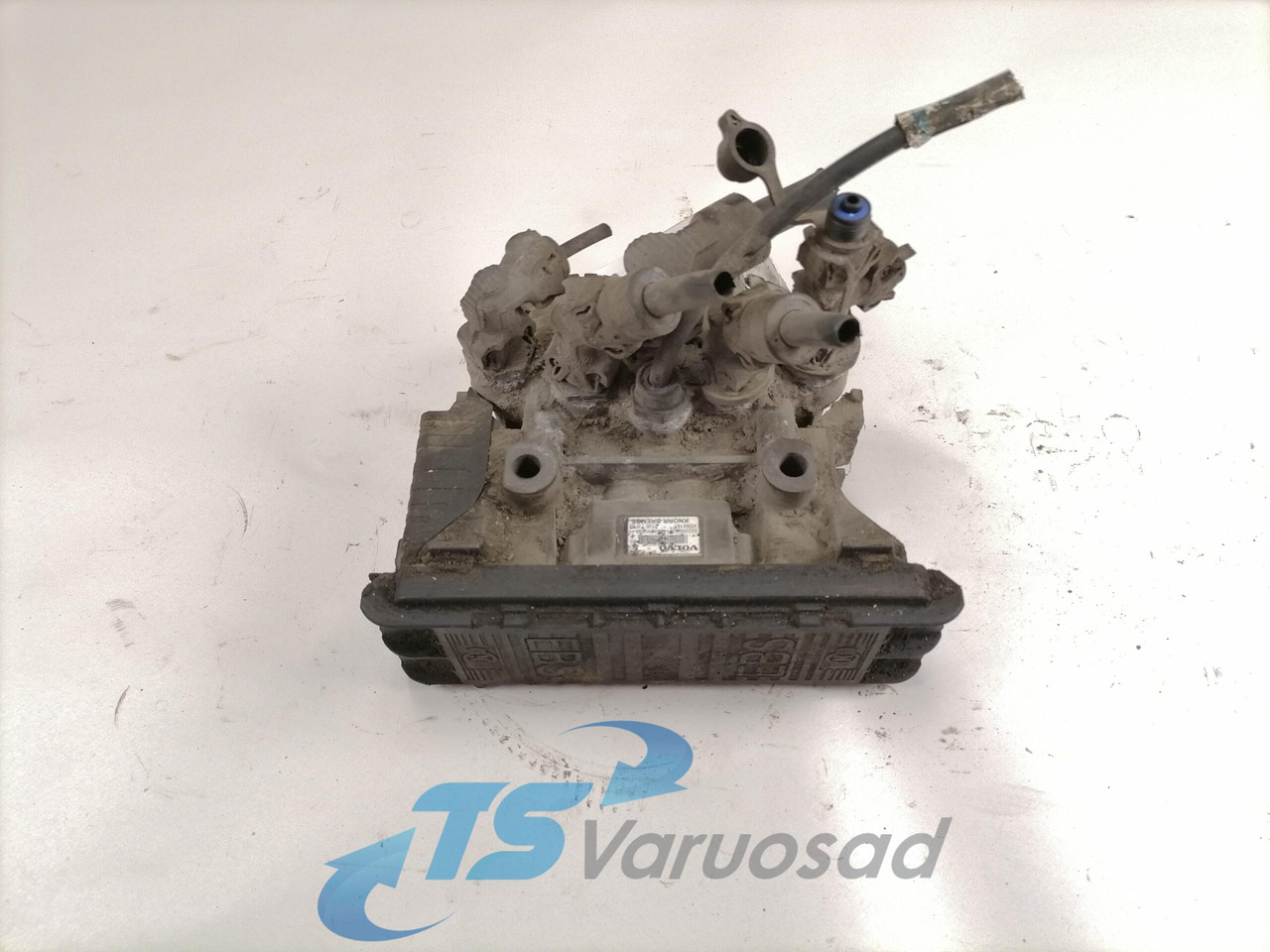 Volvo Rear axel brake pressure control valve 22225552 - Válvula de freio por Camião: foto 1 Volvo Rear axel brake pressure control valve 22225552 - Válvula de freio por Camião: foto 1