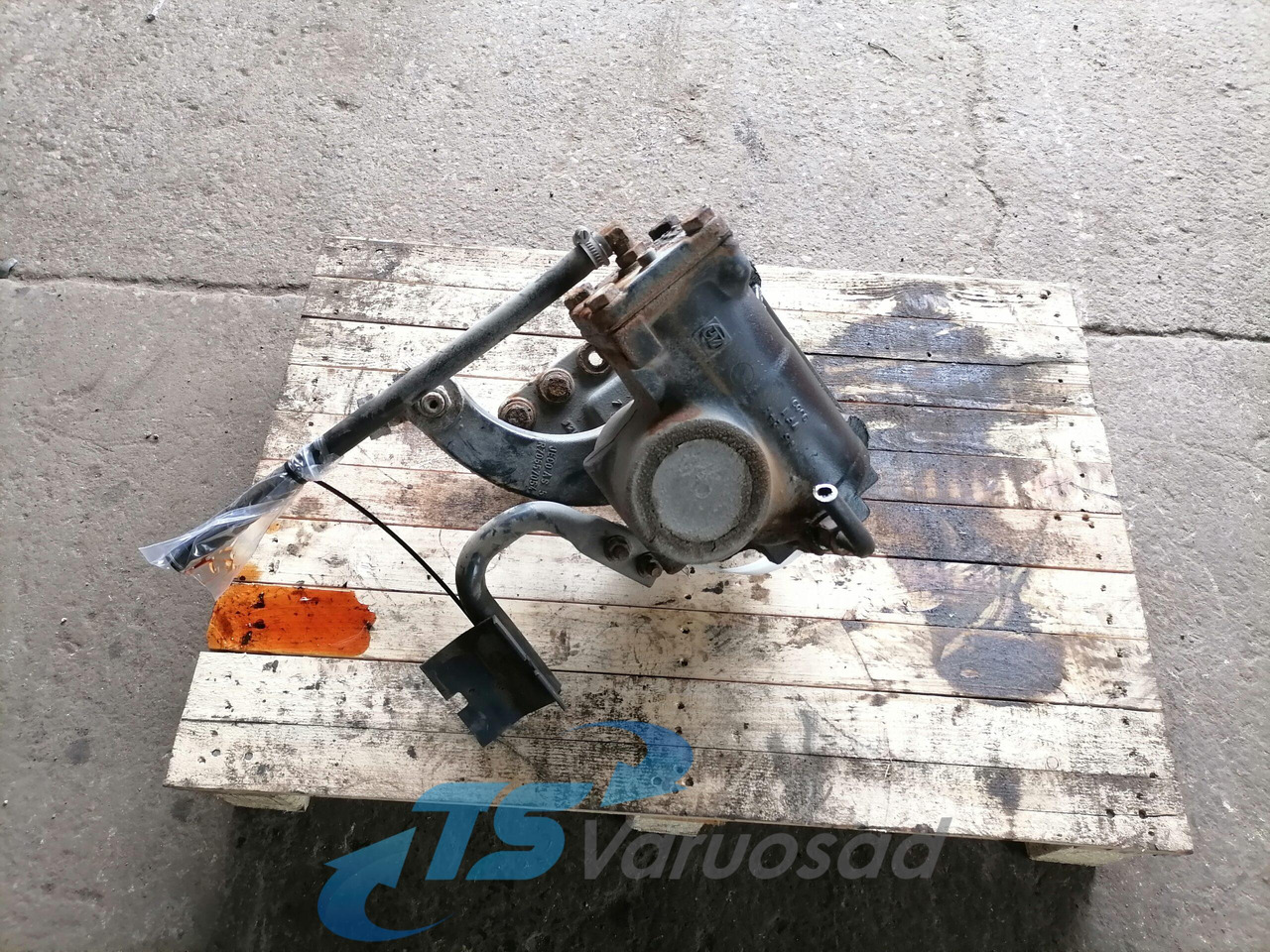 Volvo Steering box 20901108 - Caixa de direção por Camião: foto 1 Volvo Steering box 20901108 - Caixa de direção por Camião: foto 1