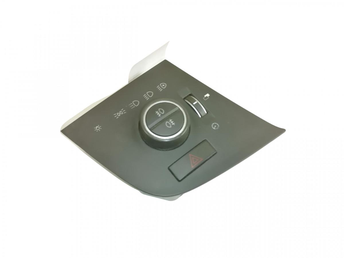 Volvo Switch, lights 22154311 - Cabine por Camião: foto 1 Volvo Switch, lights 22154311 - Cabine por Camião: foto 1