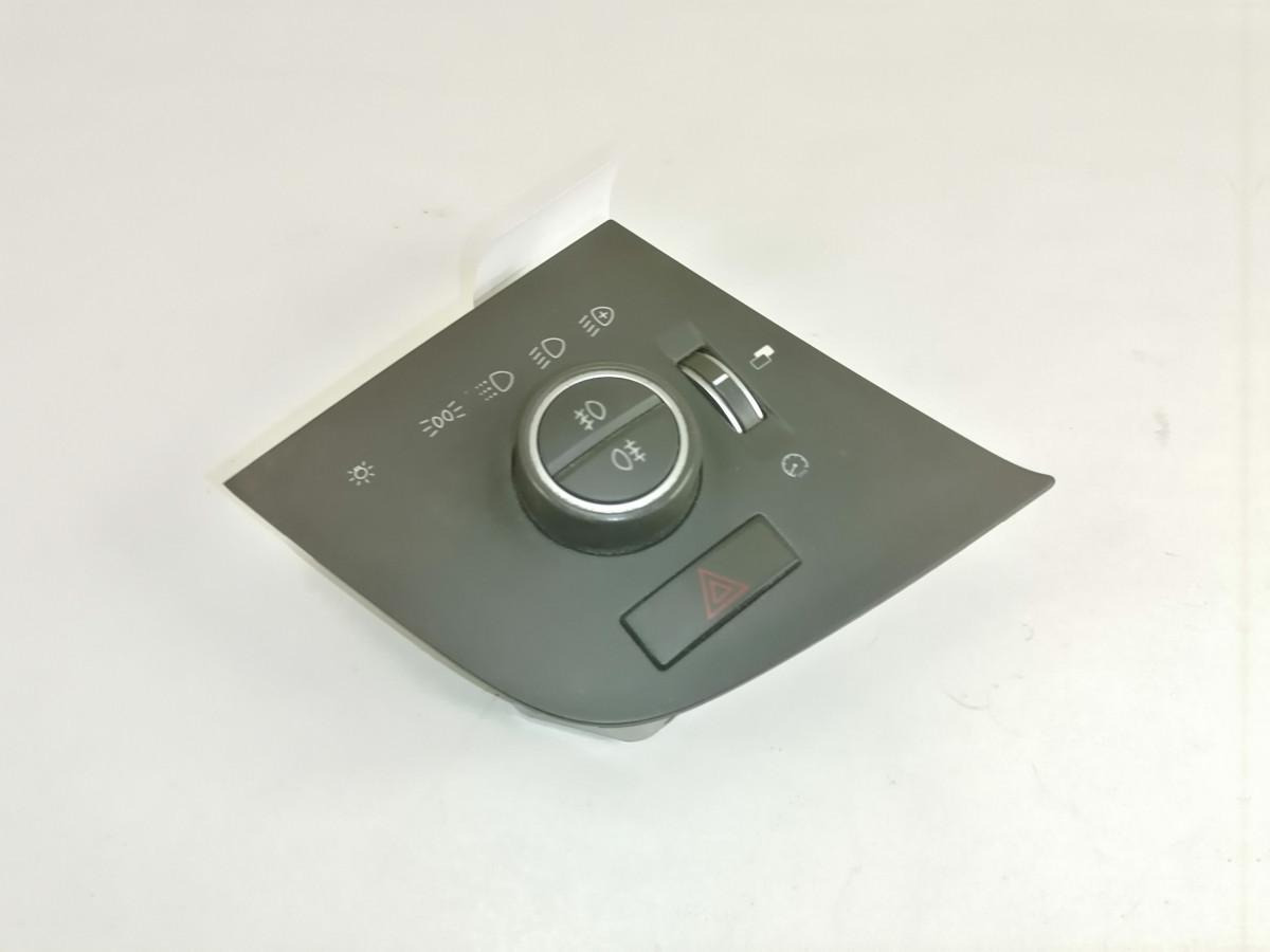 Volvo Switch, lights 22154311 - Cabine por Camião: foto 2 Volvo Switch, lights 22154311 - Cabine por Camião: foto 2