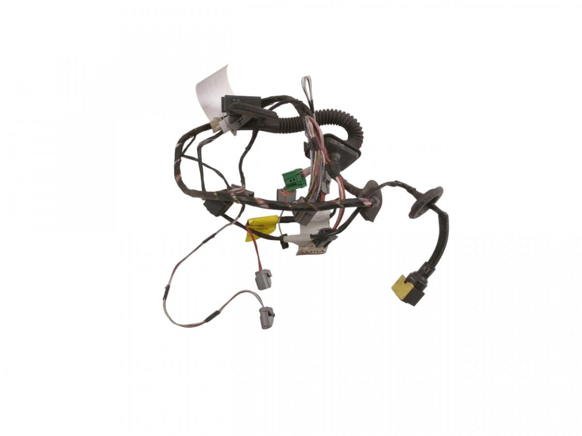 Volvo Ukse juhtmestik 22528945 - Porta e peças por Camião: foto 1 Volvo Ukse juhtmestik 22528945 - Porta e peças por Camião: foto 1