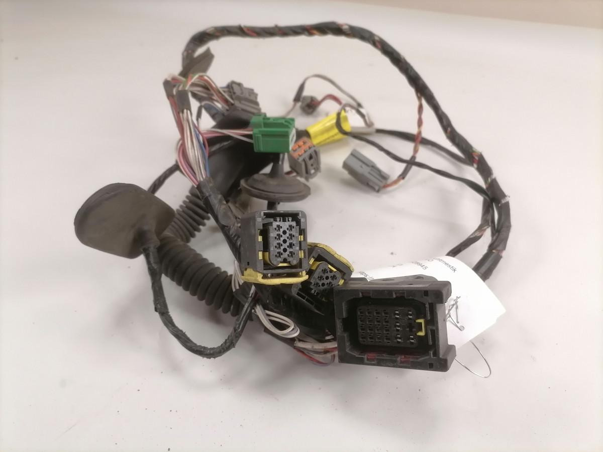 Volvo Ukse juhtmestik 22528945 - Porta e peças por Camião: foto 3 Volvo Ukse juhtmestik 22528945 - Porta e peças por Camião: foto 3