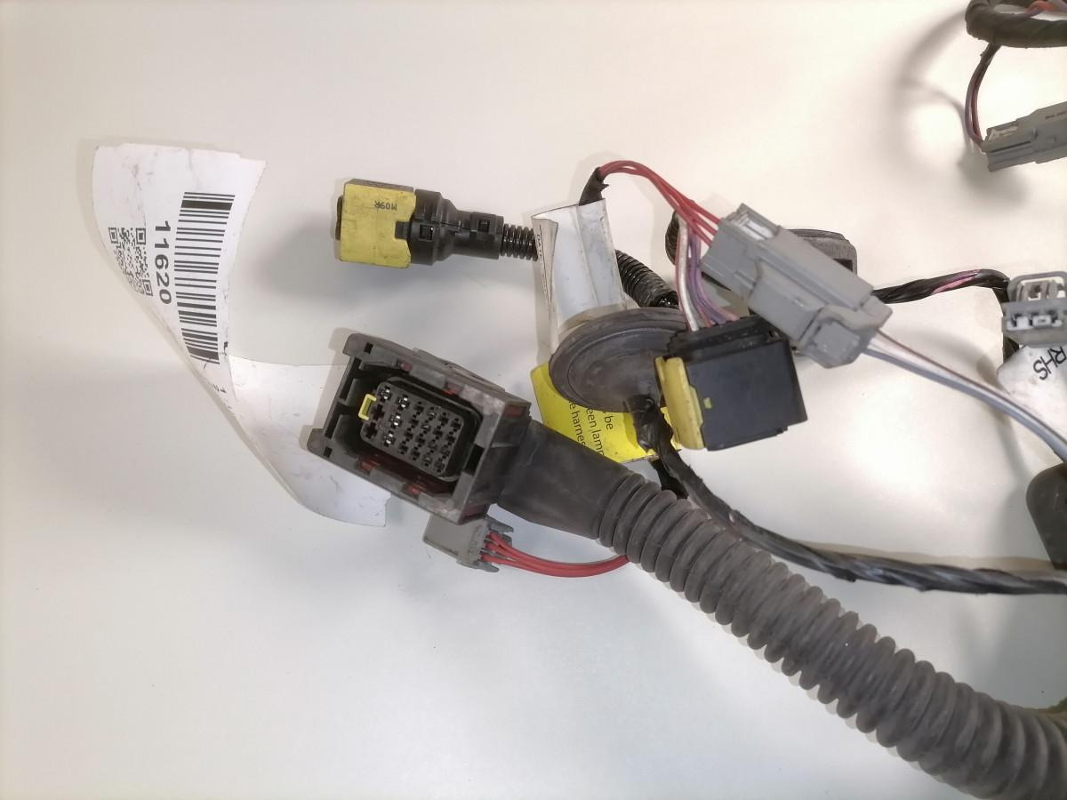 Volvo Ukse juhtmestik 22529475 - Porta e peças por Camião: foto 4 Volvo Ukse juhtmestik 22529475 - Porta e peças por Camião: foto 4