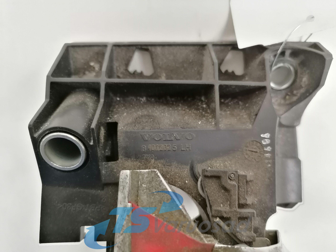 Volvo Ukselink, sisemine vasak 84012025 - Porta e peças por Camião: foto 4 Volvo Ukselink, sisemine vasak 84012025 - Porta e peças por Camião: foto 4