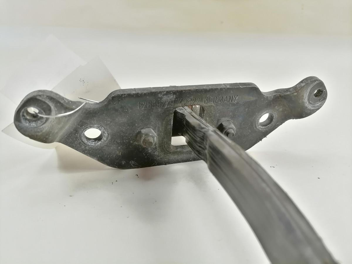 Volvo Uksepiiraja 82859279 - Porta e peças por Camião: foto 4 Volvo Uksepiiraja 82859279 - Porta e peças por Camião: foto 4