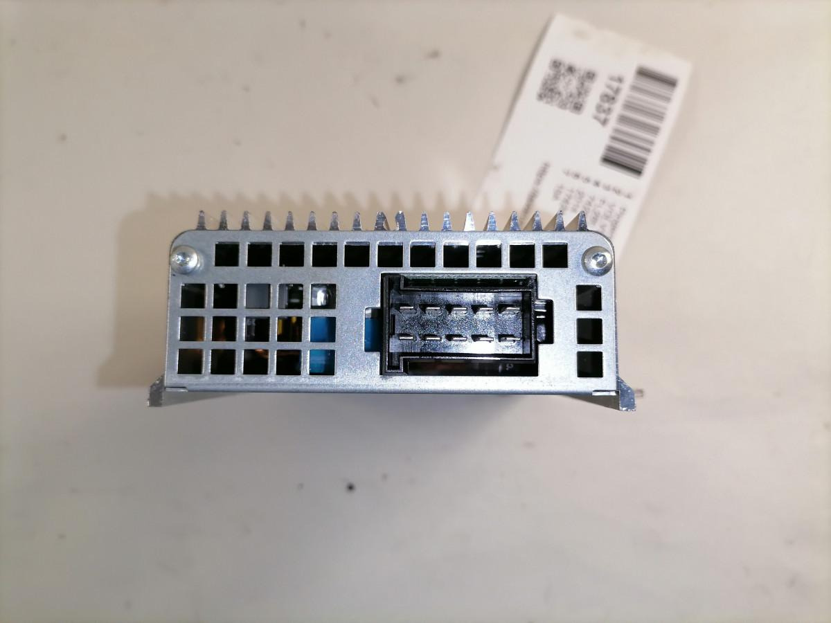 Volvo Voltage converter 7420880230 - Sistema elétrico por Camião: foto 4 Volvo Voltage converter 7420880230 - Sistema elétrico por Camião: foto 4