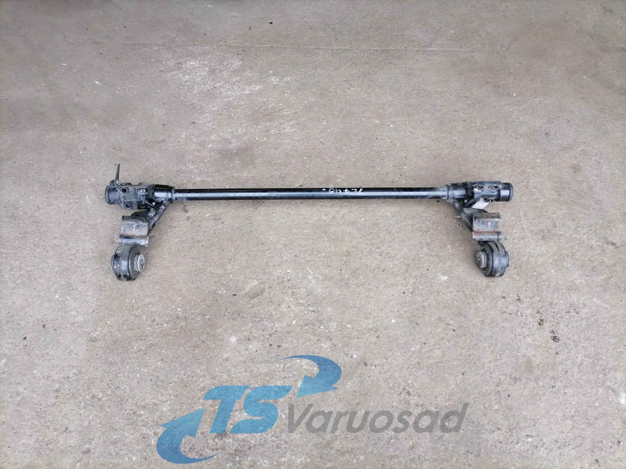 Volvo Volvo FH kabiini torsioonvarras 22004643 - Suspensão da cabina por Camião: foto 1 Volvo Volvo FH kabiini torsioonvarras 22004643 - Suspensão da cabina por Camião: foto 1