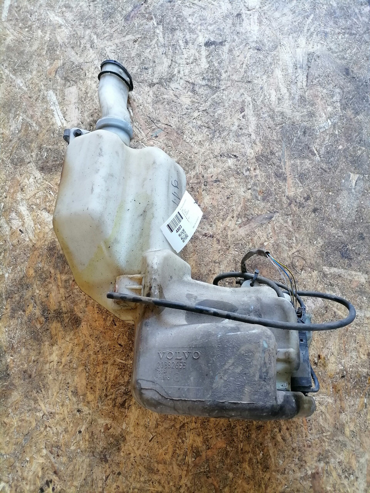 Volvo Windscreen washer fluid tank 20382655 - Limpador de pára-brisa por Camião: foto 2 Volvo Windscreen washer fluid tank 20382655 - Limpador de pára-brisa por Camião: foto 2