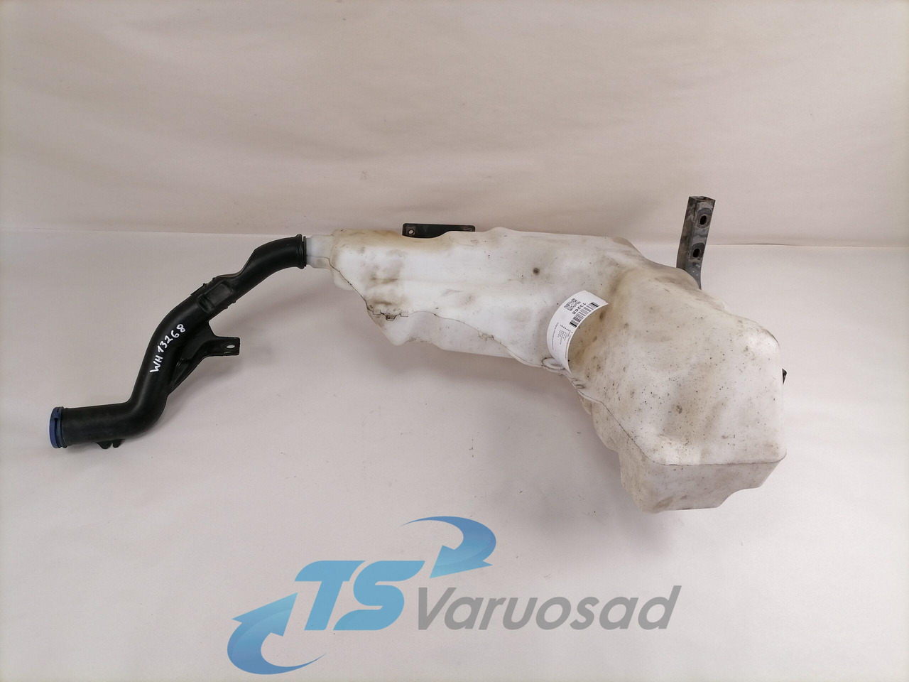 Volvo Windscreen washer fluid tank 84092259 - Limpador de pára-brisa por Camião: foto 5 Volvo Windscreen washer fluid tank 84092259 - Limpador de pára-brisa por Camião: foto 5