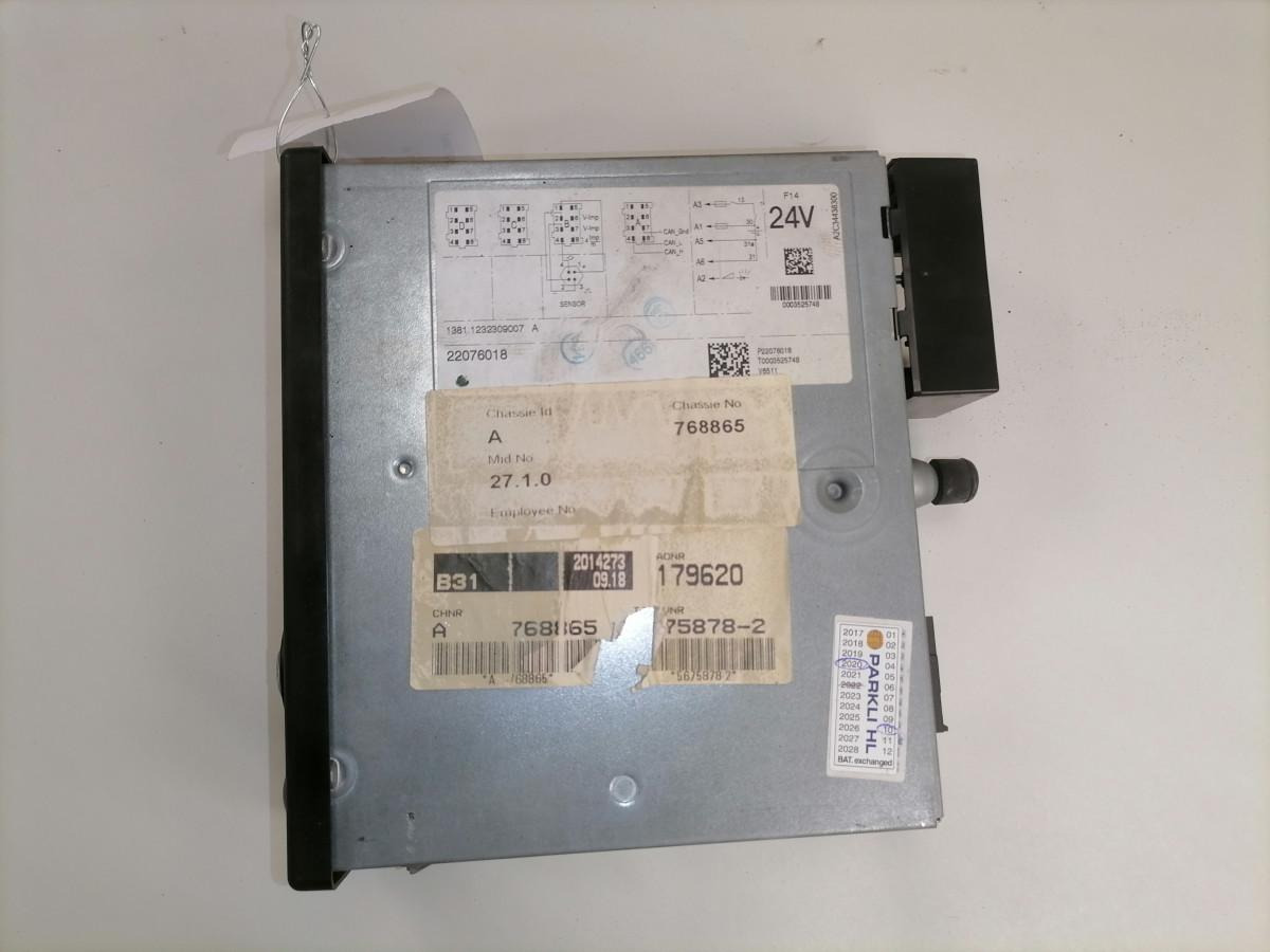 Volvo tachograph 22076018 - Tacógrafo por Camião: foto 4 Volvo tachograph 22076018 - Tacógrafo por Camião: foto 4
