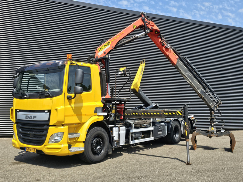 DAF CF 330 6x2-4 / PALFINGER CRANE + HOOKLIFT - Camião polibenne, Camião grua: foto 2 DAF CF 330 6x2-4 / PALFINGER CRANE + HOOKLIFT - Camião polibenne, Camião grua: foto 2