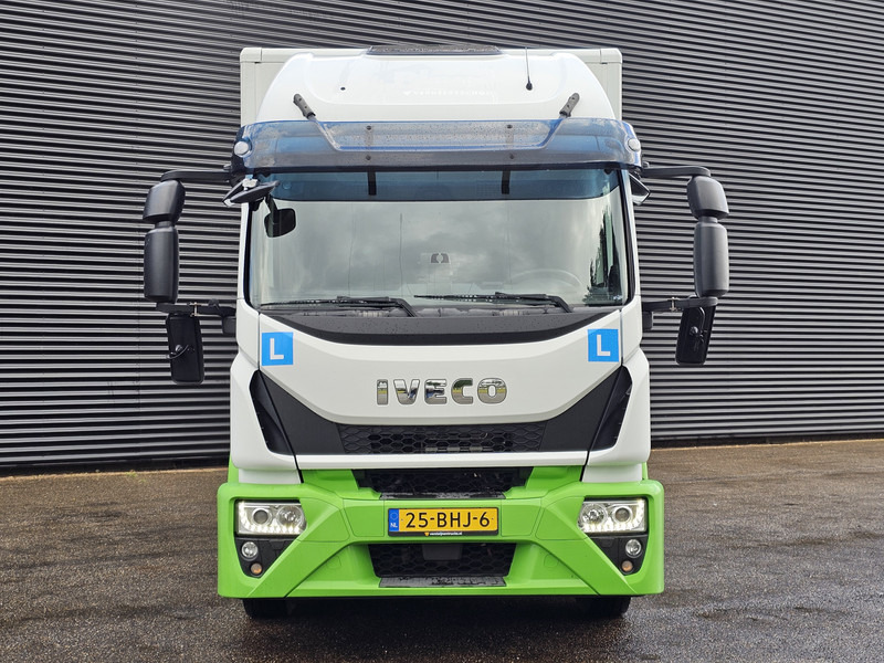 Iveco EURO CARGO 220 / LES / SCHOOL / FAHRSCHULE / CLOSED BOX - Camião furgão: foto 5 Iveco EURO CARGO 220 / LES / SCHOOL / FAHRSCHULE / CLOSED BOX - Camião furgão: foto 5