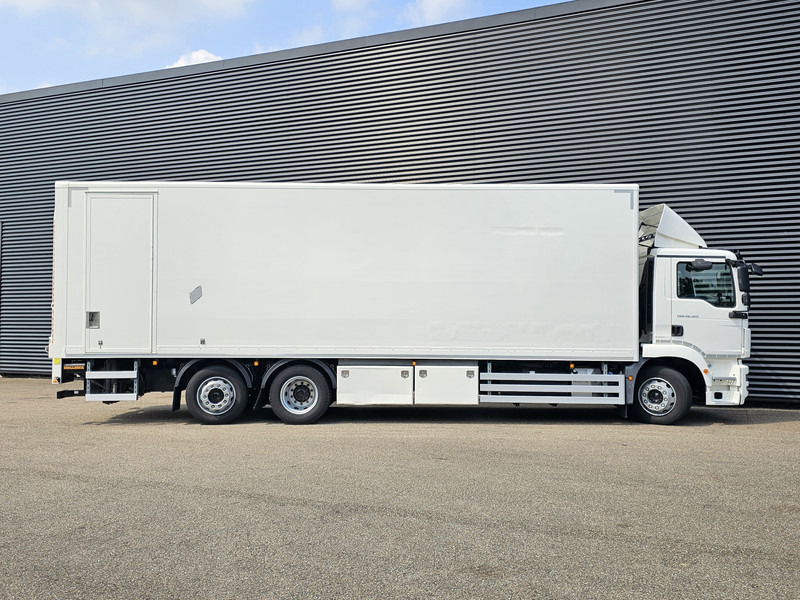 Leasing de MAN TGM 26.320 / 6x2-4 / LBW / 6000kg TAIL LIFT MAN TGM 26.320 / 6x2-4 / LBW / 6000kg TAIL LIFT: foto 7