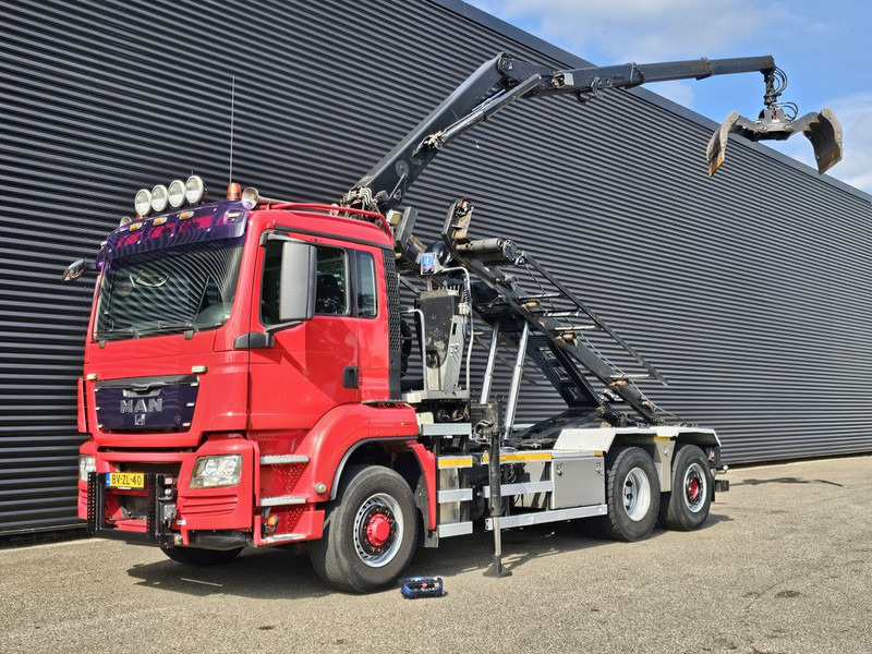 MAN TGS 26.400 / 6x4H-2 / HMF Z KRAAN + CONTAINERSYSTEM - Camião com sistema de cabo, Camião grua: foto 1 MAN TGS 26.400 / 6x4H-2 / HMF Z KRAAN + CONTAINERSYSTEM - Camião com sistema de cabo, Camião grua: foto 1