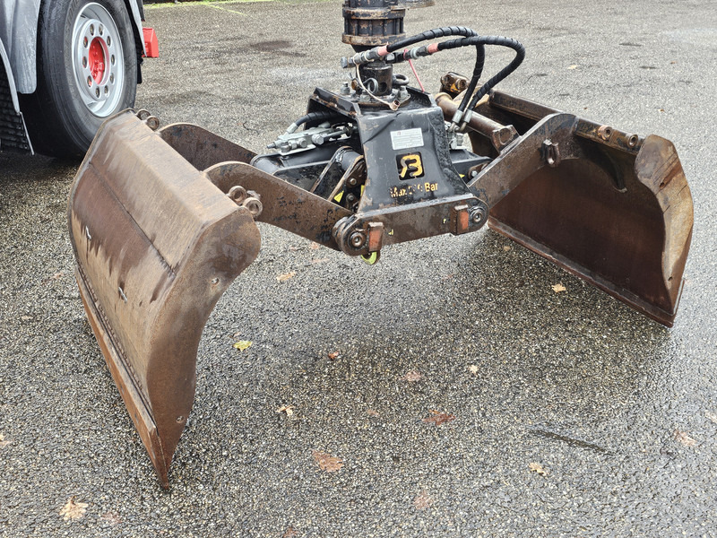 MAN TGS 47.440 BBL / 10X4 HOOKLIFT + Z CRANE - Camião polibenne, Camião grua: foto 5 MAN TGS 47.440 BBL / 10X4 HOOKLIFT + Z CRANE - Camião polibenne, Camião grua: foto 5