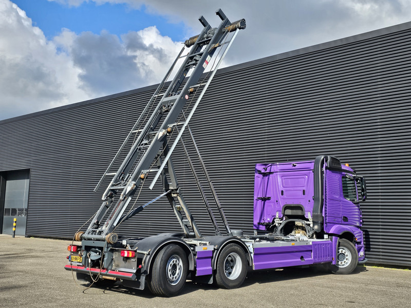 Mercedes-Benz AROCS 3345 / 6x2 / CONTAINER SYSTEM / CABLE - Camião com sistema de cabo: foto 5 Mercedes-Benz AROCS 3345 / 6x2 / CONTAINER SYSTEM / CABLE - Camião com sistema de cabo: foto 5