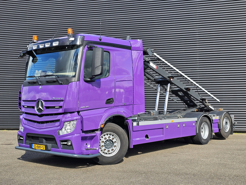Mercedes-Benz AROCS 3345 / 6x2 / CONTAINER SYSTEM / CABLE - Camião com sistema de cabo: foto 1 Mercedes-Benz AROCS 3345 / 6x2 / CONTAINER SYSTEM / CABLE - Camião com sistema de cabo: foto 1