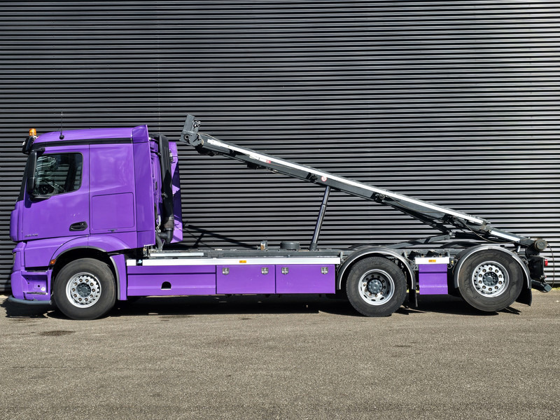 Mercedes-Benz AROCS 3345 / NCH CONTAINER SYSTEM 25T / CABLE - Camião com sistema de cabo: foto 3 Mercedes-Benz AROCS 3345 / NCH CONTAINER SYSTEM 25T / CABLE - Camião com sistema de cabo: foto 3