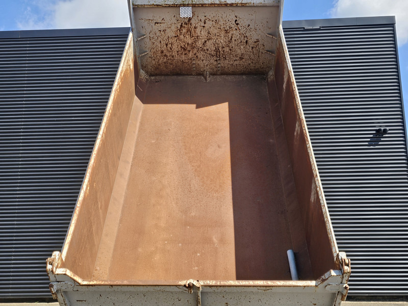 MAN TGA 26.440 / TIPPER - TRACTOR COMBI /6x4 / SPRING / BIG AXLE - Tractor: foto 3 MAN TGA 26.440 / TIPPER - TRACTOR COMBI /6x4 / SPRING / BIG AXLE - Tractor: foto 3