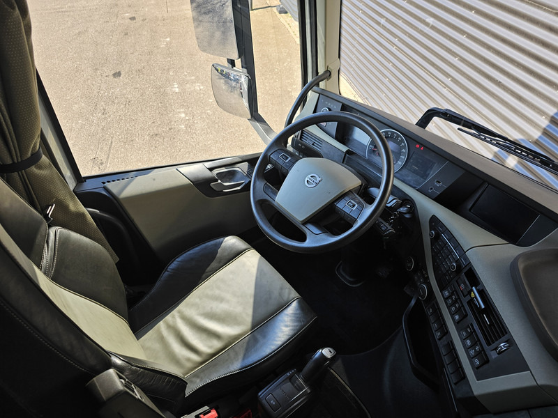 Camião de caixa aberta/ Plataforma, Camião grua Volvo FH540 / EFFER 525S / JIB 4S-HD / 8x4/4: foto 18 Camião de caixa aberta/ Plataforma, Camião grua Volvo FH540 / EFFER 525S / JIB 4S-HD / 8x4/4: foto 18