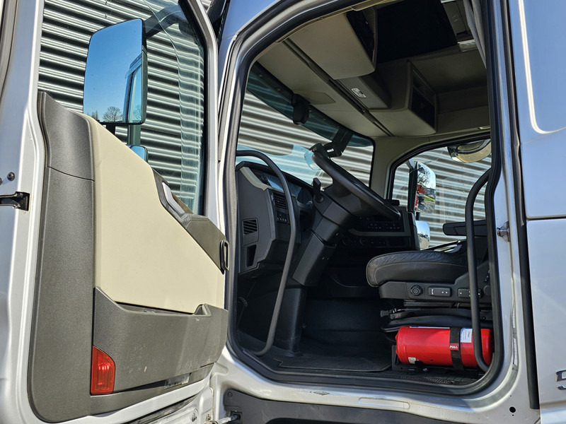 Camião de caixa aberta/ Plataforma, Camião grua Volvo FH540 / EFFER 525S / JIB 4S-HD / 8x4/4: foto 16 Camião de caixa aberta/ Plataforma, Camião grua Volvo FH540 / EFFER 525S / JIB 4S-HD / 8x4/4: foto 16