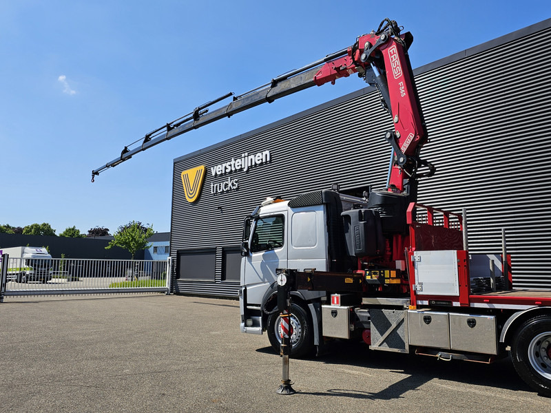 Volvo FM 460 8x4-4 / FASSI 36.5 t/m -8 x EXTENSION + WINCH - Camião grua: foto 3 Volvo FM 460 8x4-4 / FASSI 36.5 t/m -8 x EXTENSION + WINCH - Camião grua: foto 3