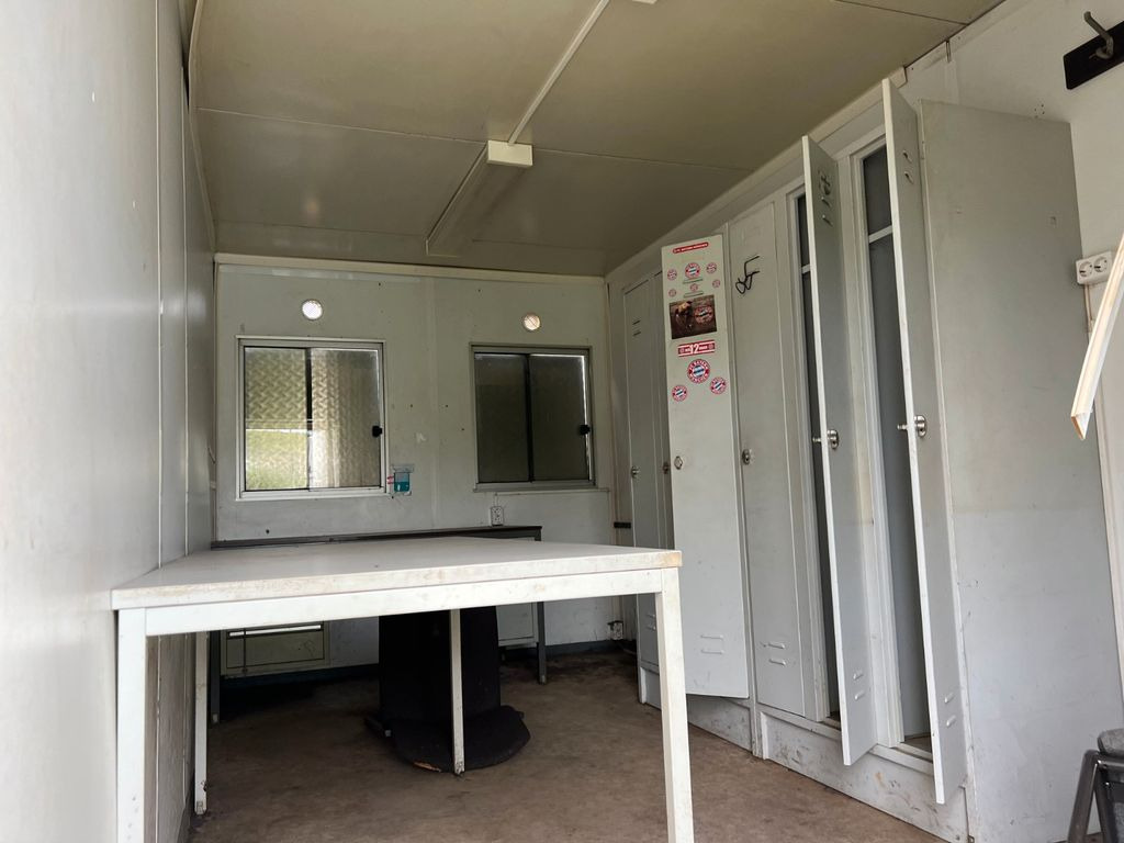 Büro Container mit Heizung Licht Tisch Schränke Büro Container mit Heizung Licht Tisch Schränke - Sistema de elevação polibenne/ Multibenne: foto 5 Büro Container mit Heizung Licht Tisch Schränke Büro Container mit Heizung Licht Tisch Schränke - Sistema de elevação polibenne/ Multibenne: foto 5