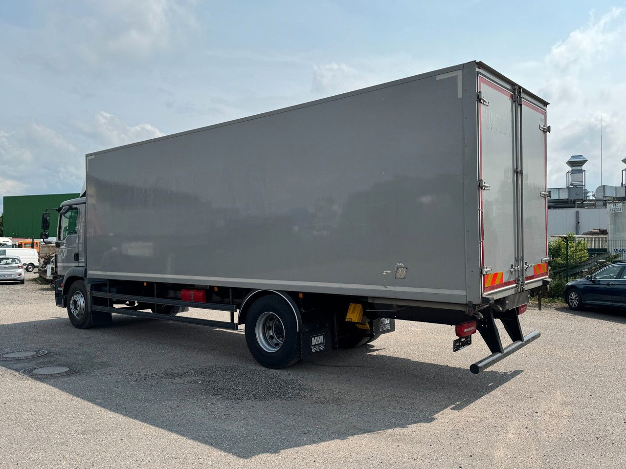 Camião de lona MAN 18.290 4X2 Koffer / Plane Top Zustand 8,30 Meter: foto 11