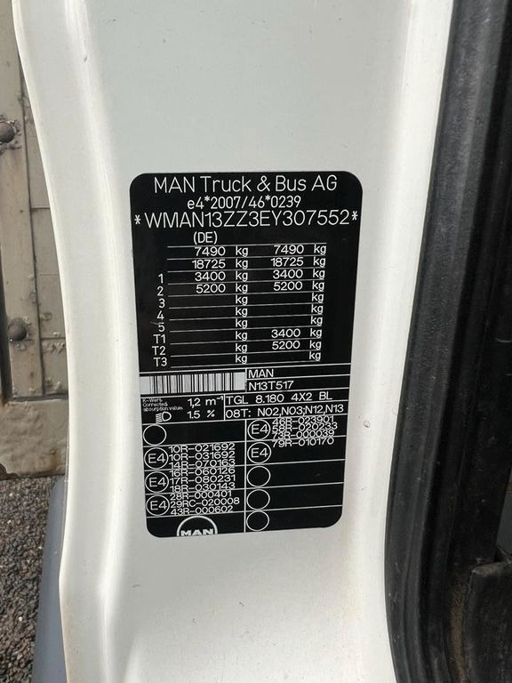 MAN 8.180 4X2 offene Pritsche MAN 8.180 4X2 offene Pritsche - Carrinha de caixa aberta: foto 3 MAN 8.180 4X2 offene Pritsche MAN 8.180 4X2 offene Pritsche - Carrinha de caixa aberta: foto 3