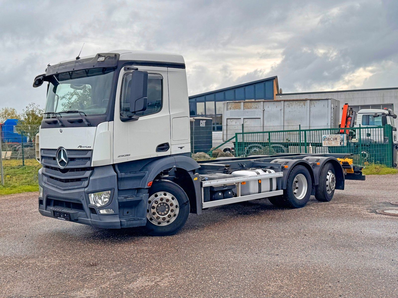 Caminhão tanque Mercedes-Benz 2536 ADR Valid & kipphydraulik für Gastank: foto 17