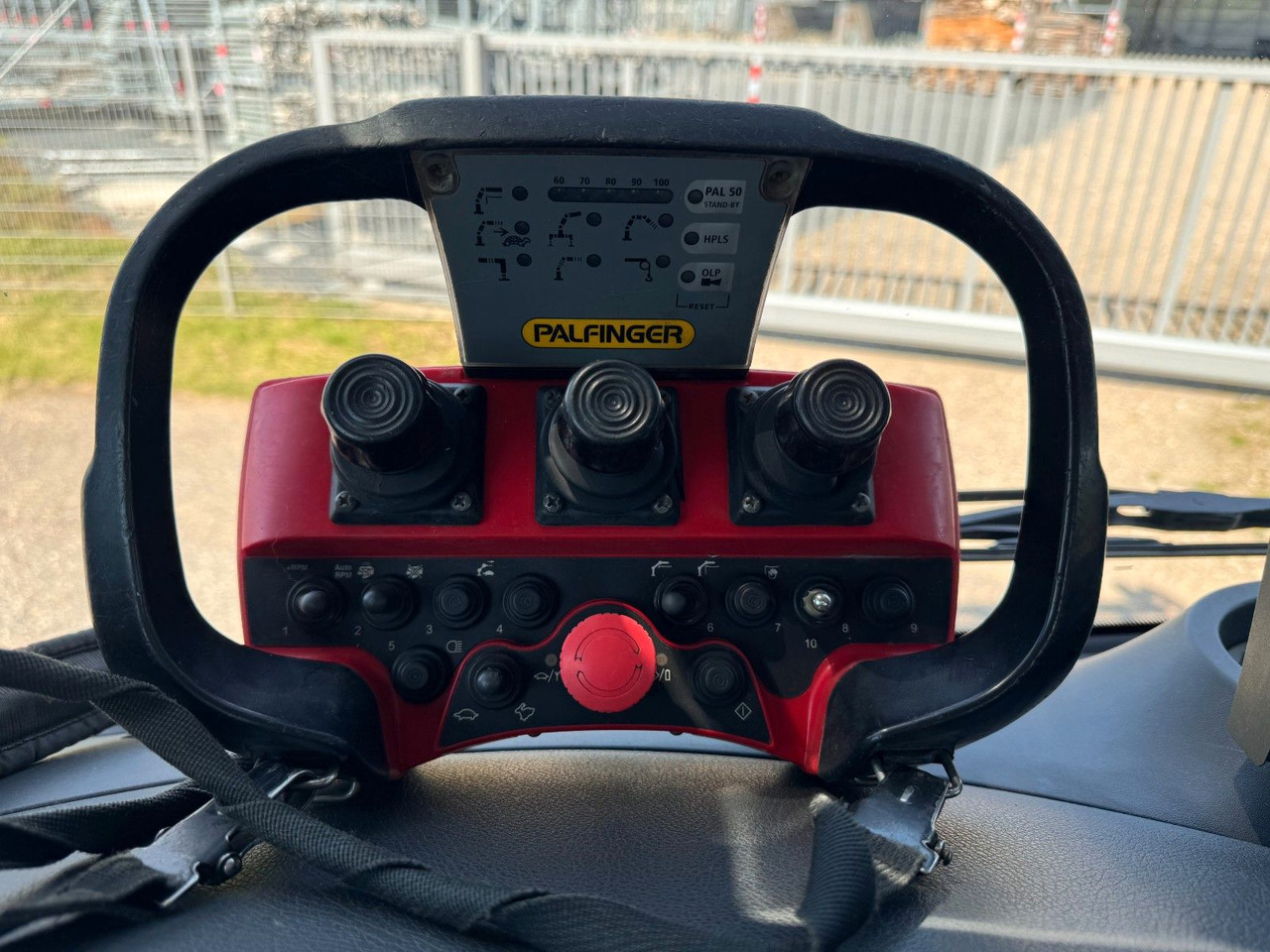 Mercedes-Benz 2540 6X2 Pritsche Palfinger PK 12002 mit Funk - Camião grua: foto 4 Mercedes-Benz 2540 6X2 Pritsche Palfinger PK 12002 mit Funk - Camião grua: foto 4