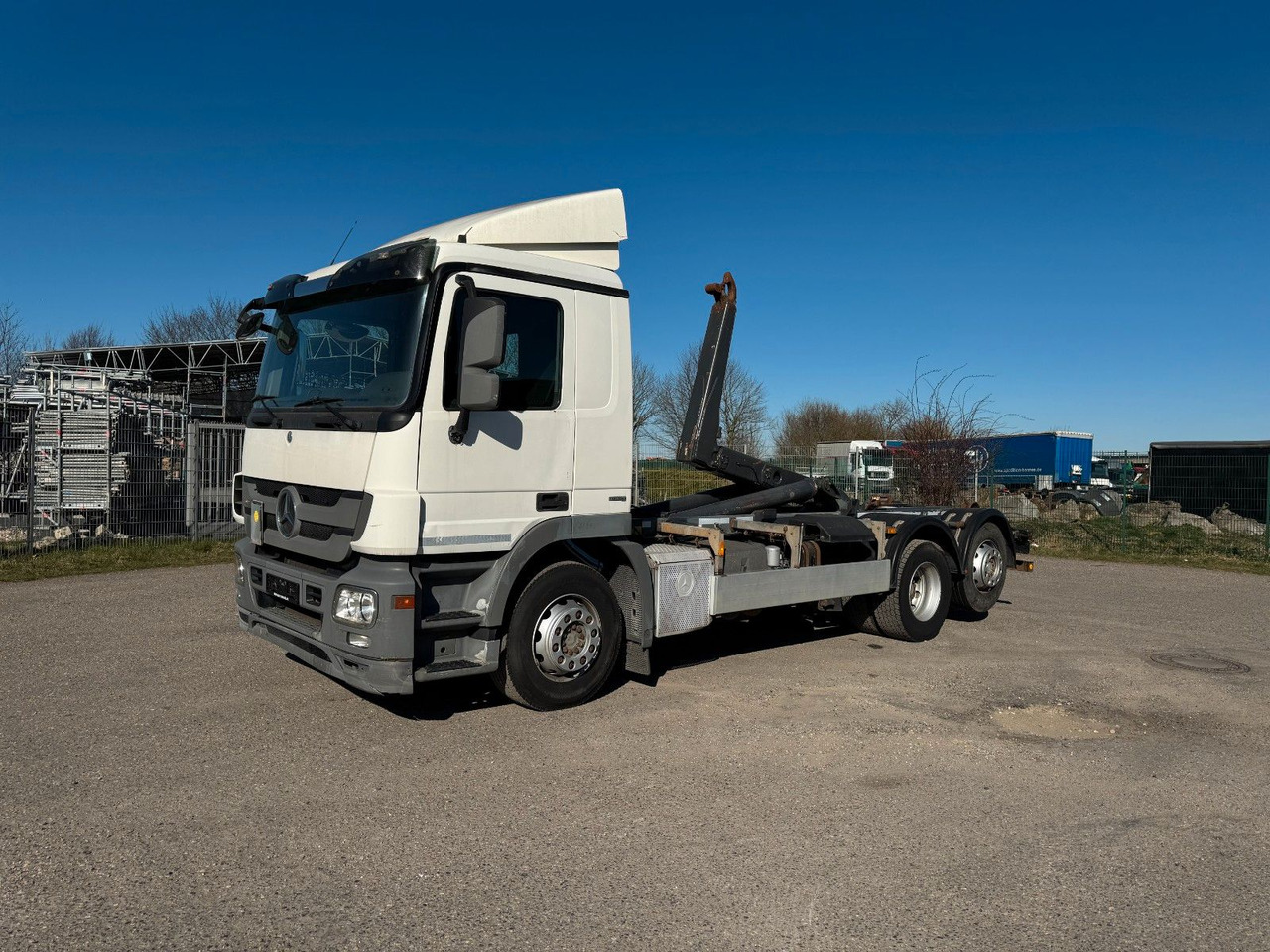 Mercedes-Benz 2541 6X2 Meiller RK 20.65 Klima M-Haus - Camião polibenne: foto 1 Mercedes-Benz 2541 6X2 Meiller RK 20.65 Klima M-Haus - Camião polibenne: foto 1