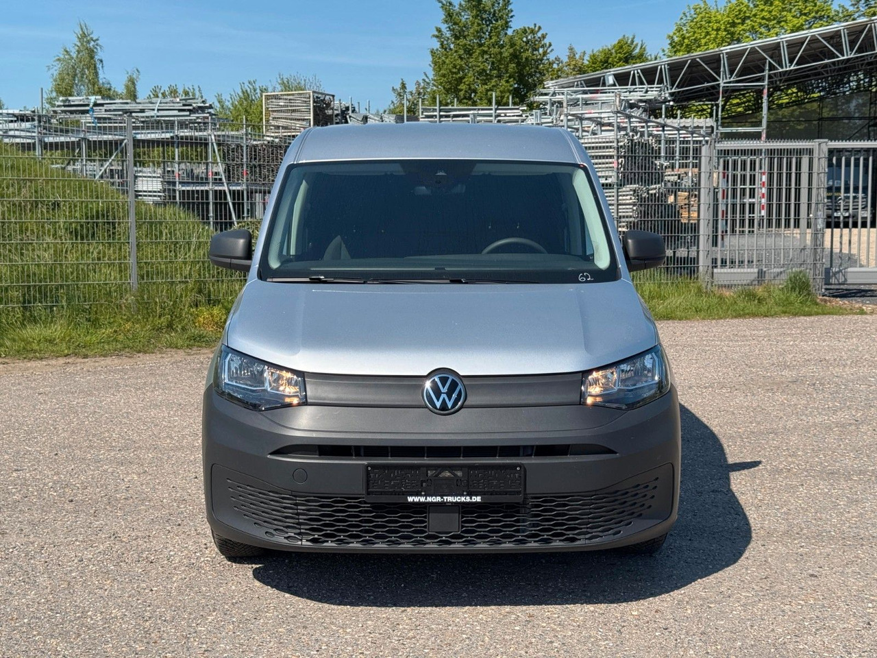 Volkswagen Caddy 4x2 | Klima | AHK | PDC | Spurhalteass. - Furgão de passageiros: foto 2 Volkswagen Caddy 4x2 | Klima | AHK | PDC | Spurhalteass. - Furgão de passageiros: foto 2