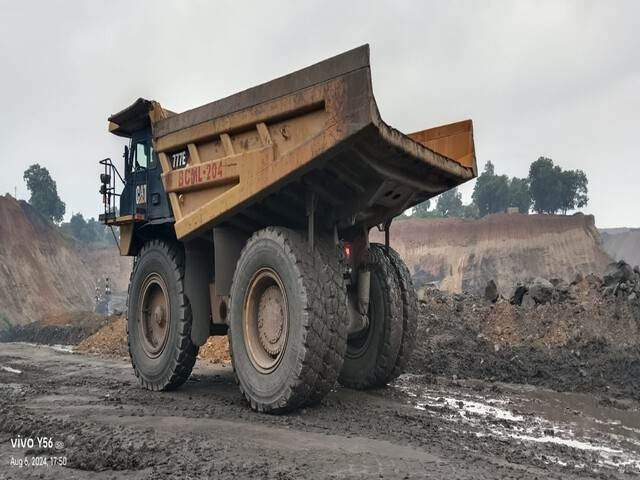 CAT 777E - Caminhão fora de estrada: foto 2 CAT 777E - Caminhão fora de estrada: foto 2