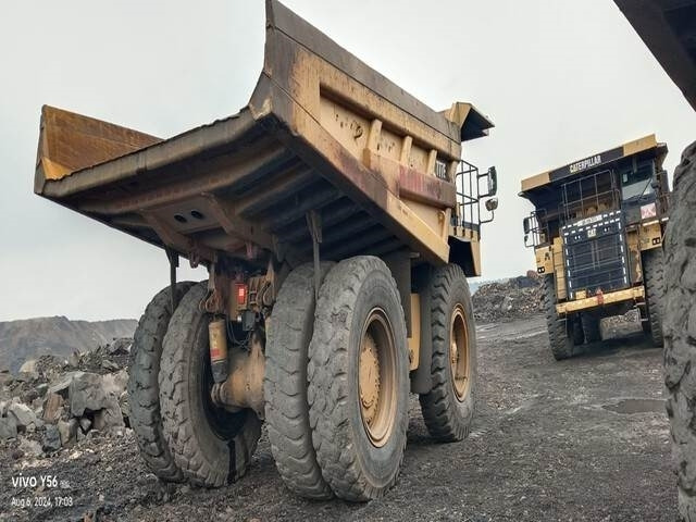 CAT 777E - Caminhão fora de estrada: foto 3 CAT 777E - Caminhão fora de estrada: foto 3