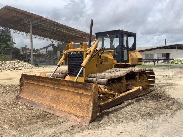 Komatsu D60P-11 - Buldôzer: foto 1 Komatsu D60P-11 - Buldôzer: foto 1