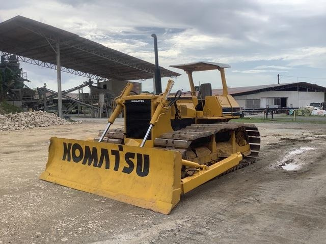 Komatsu D60P-11 - Buldôzer: foto 1 Komatsu D60P-11 - Buldôzer: foto 1