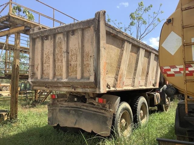 Mercedes-Benz ACTROS 3341 - Camião basculante: foto 3 Mercedes-Benz ACTROS 3341 - Camião basculante: foto 3