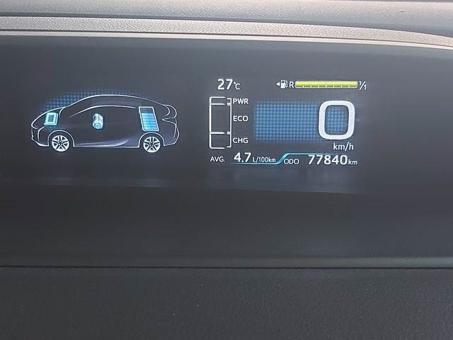 Toyota Prius Hybrid - Automóvel: foto 5 Toyota Prius Hybrid - Automóvel: foto 5
