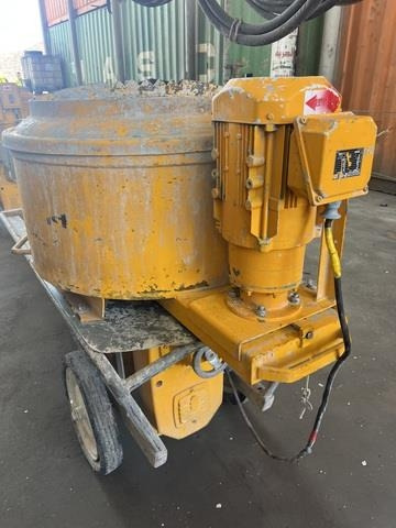 Putzmeister S5 EV TM - Autobomba de betão: foto 3 Putzmeister S5 EV TM - Autobomba de betão: foto 3